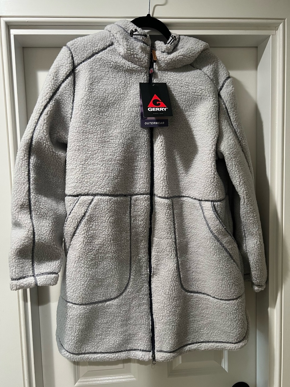 Gerry Sherpa Hooded Coat in Light Grey